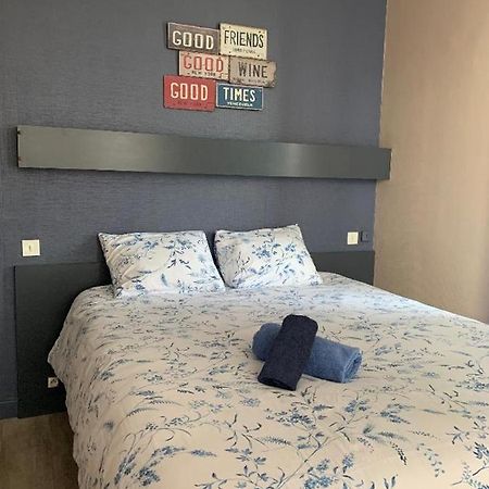 Caveau Du Rond Point Buxy Esterno foto